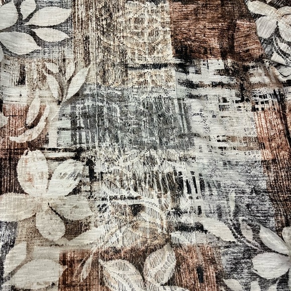 Alfred Dunner 3/4 Length Sleeve Blouse - Picture 2 of 7